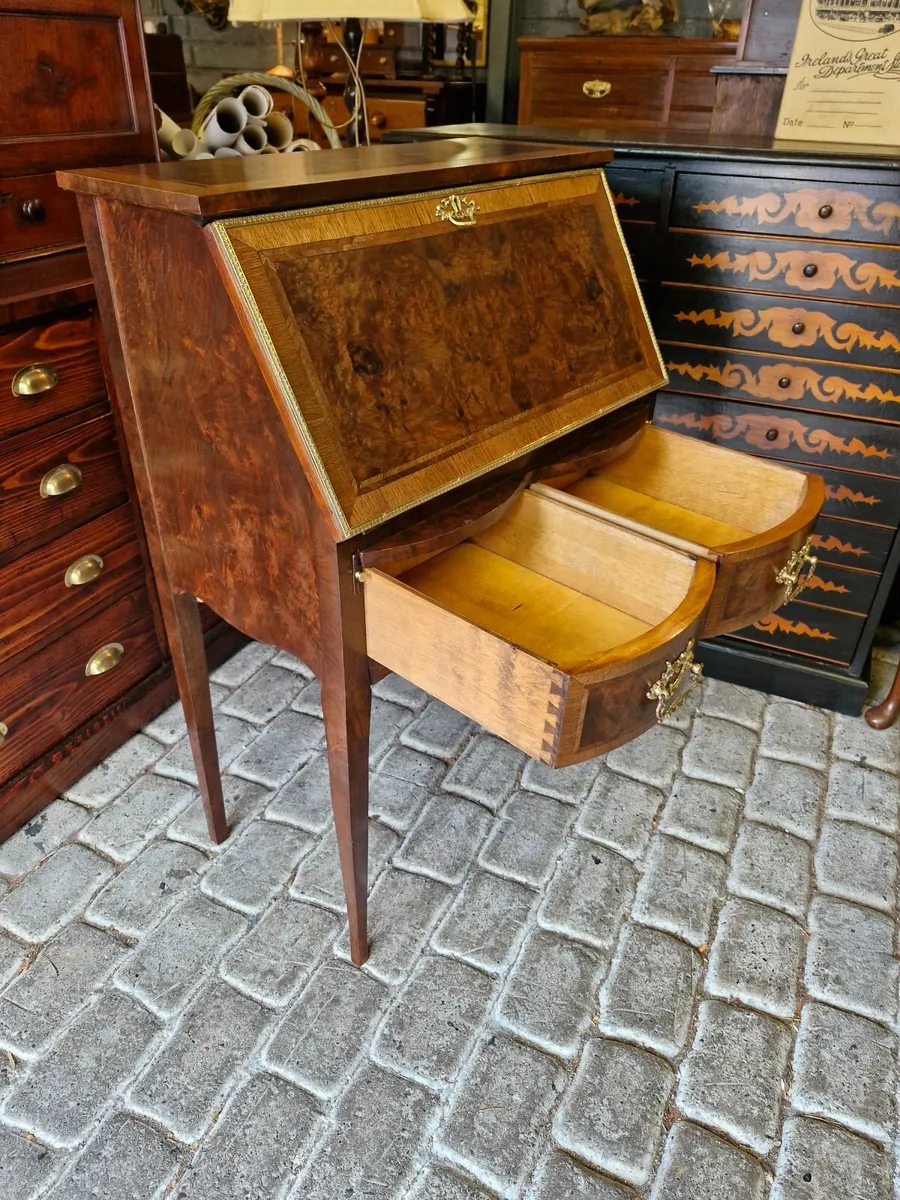 Bureau - Image 3