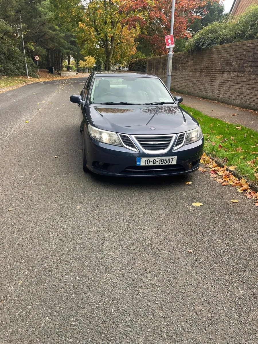 Saab 9-3 2010 - Image 2