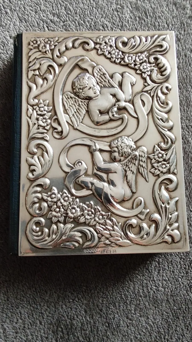Silver New testament Bible - Image 1
