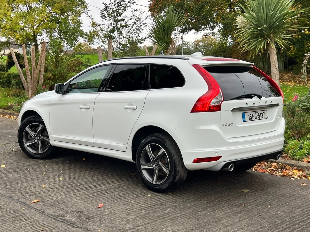 151 VOLVO XC60 R-DESIGN  2.0 DIESEL AUTOMATIC - Image 4