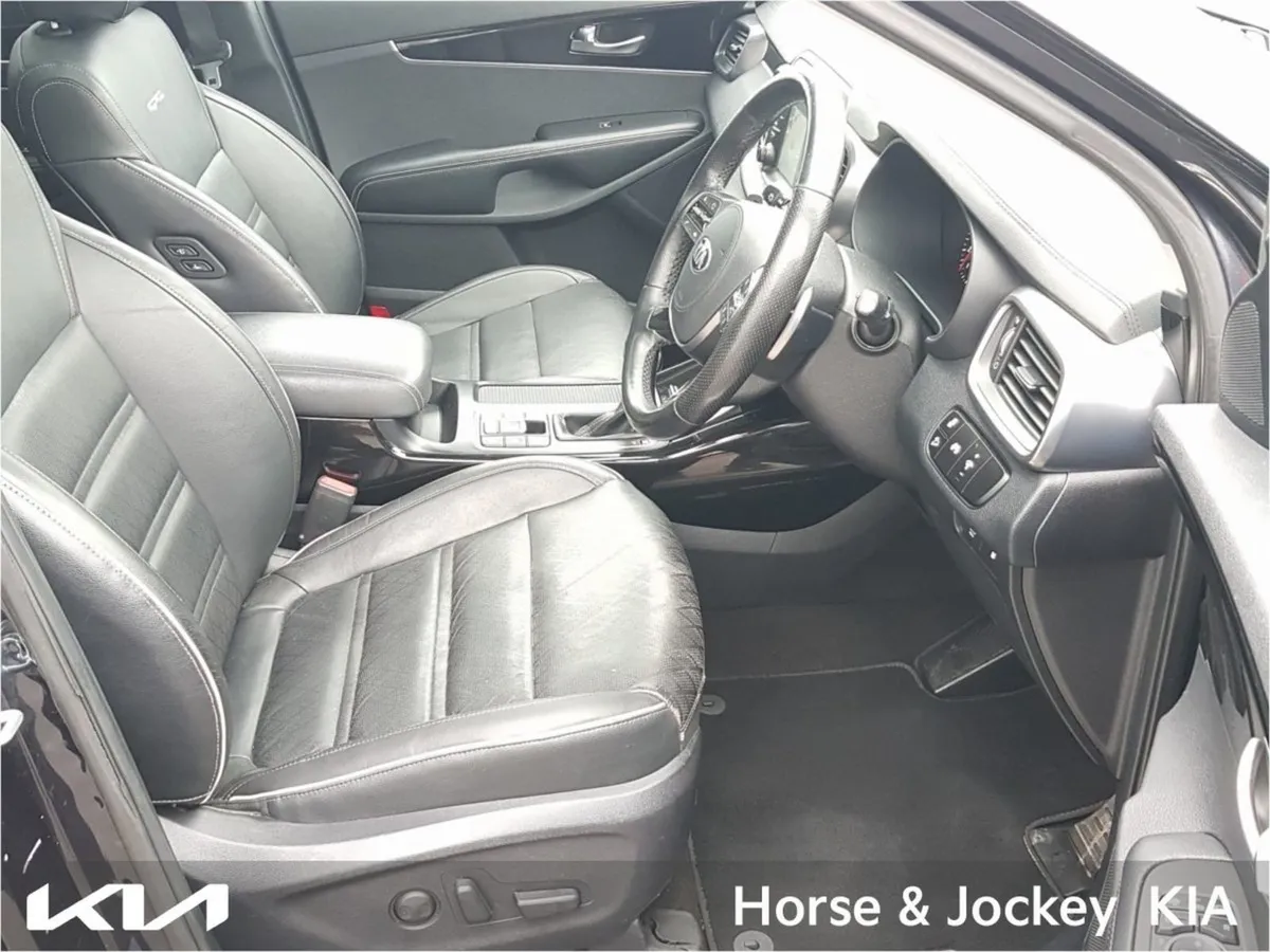 Kia Sorento 2.2 GT Line 4x4 A/T - Image 3
