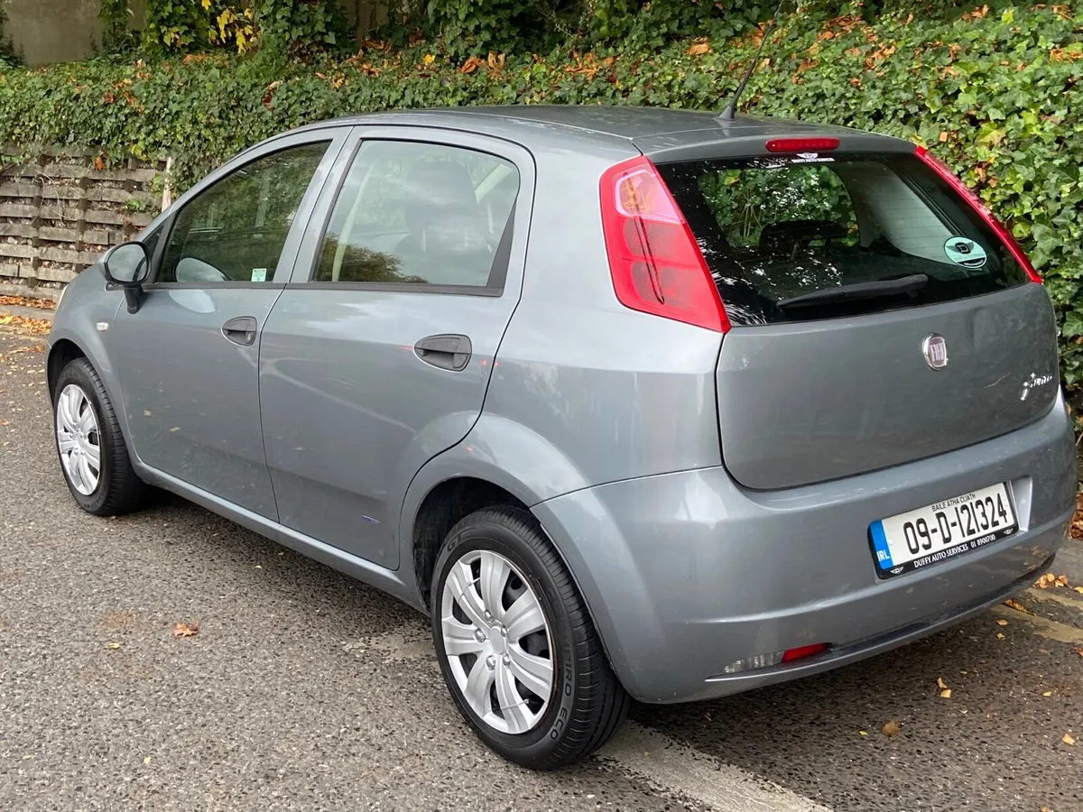 2009 FIAT PUNTO 1.2 petrol - Image 2
