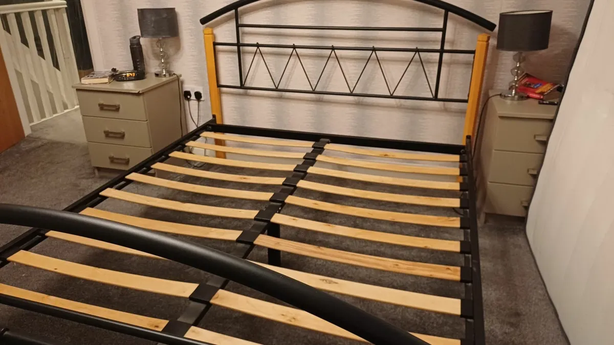 Bedframe - Image 1