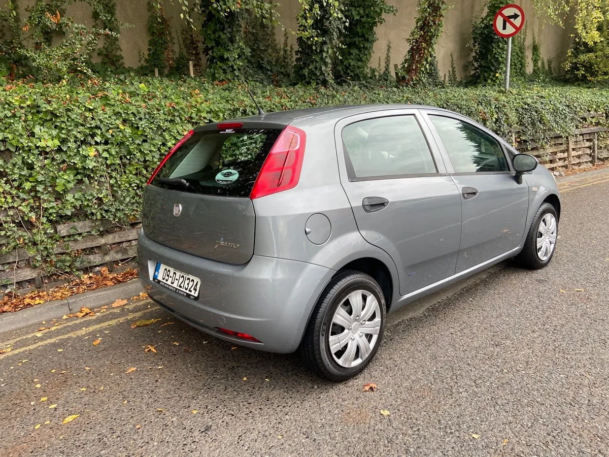 2009 FIAT PUNTO 1.2 petrol - Image 3