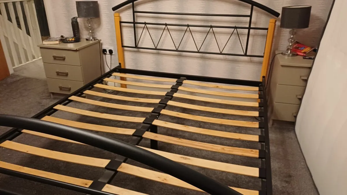 Bedframe - Image 3