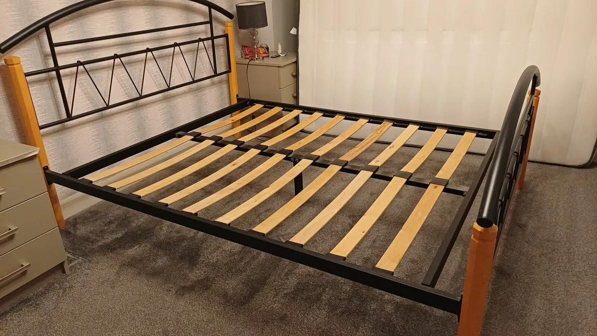 Bedframe - Image 4