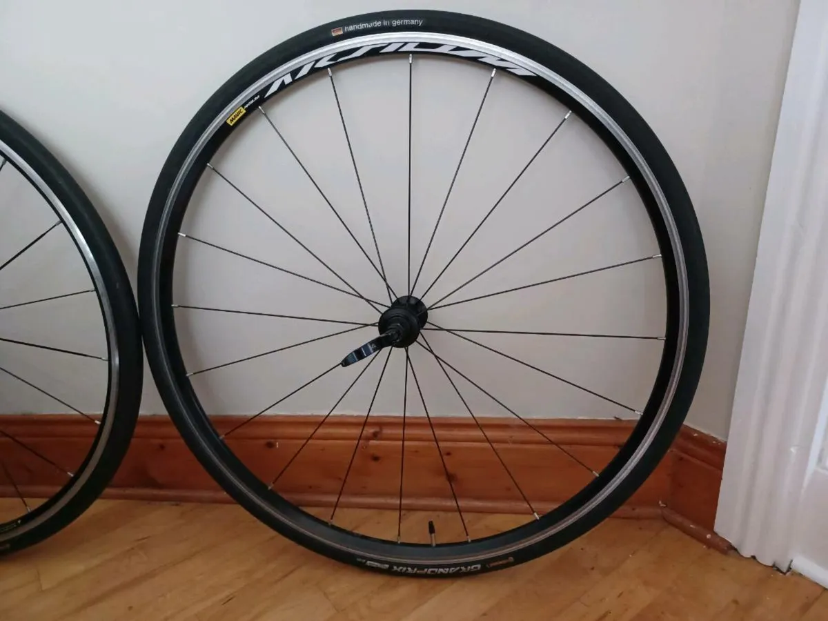 Mavic Askium wheelset - Image 4