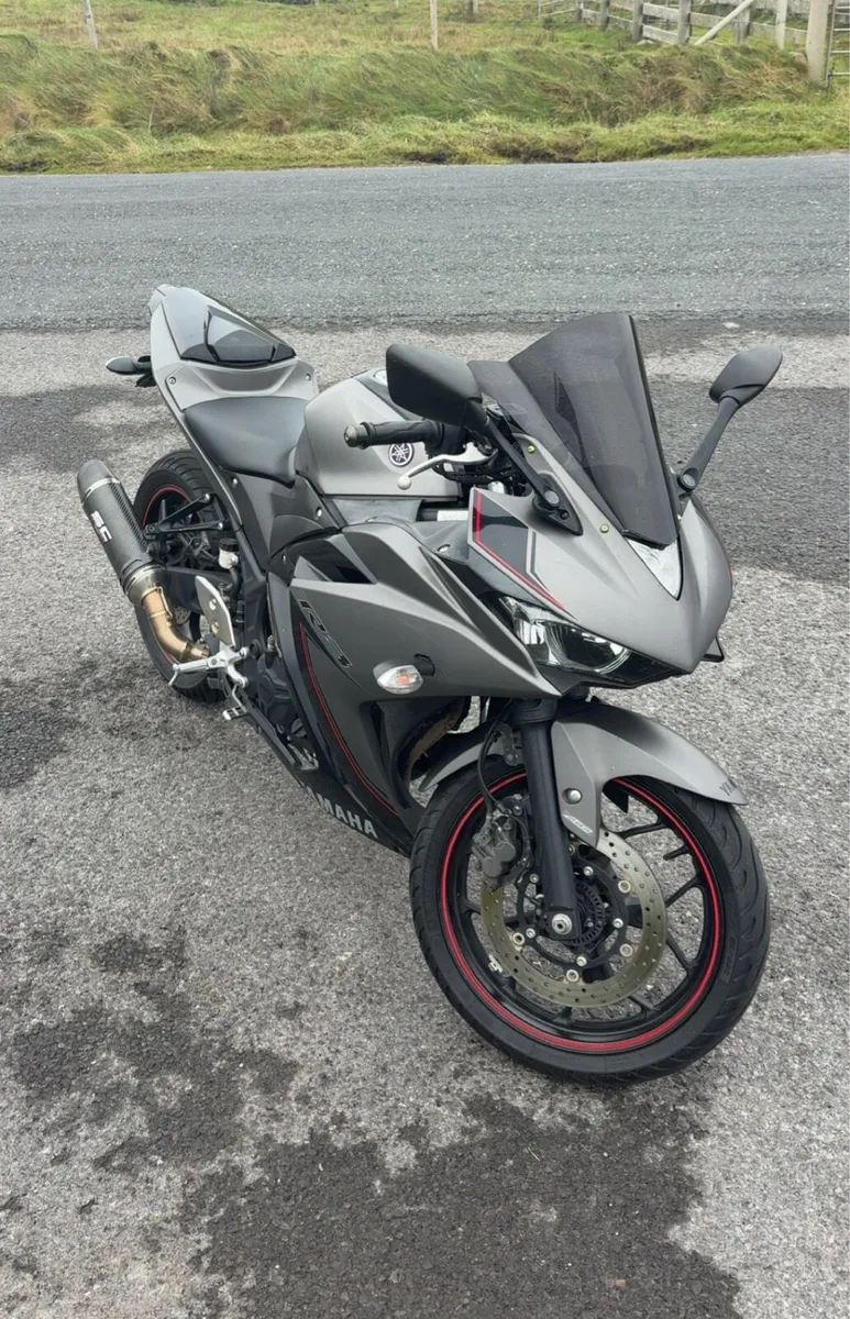 Yamaha R3 - Image 1