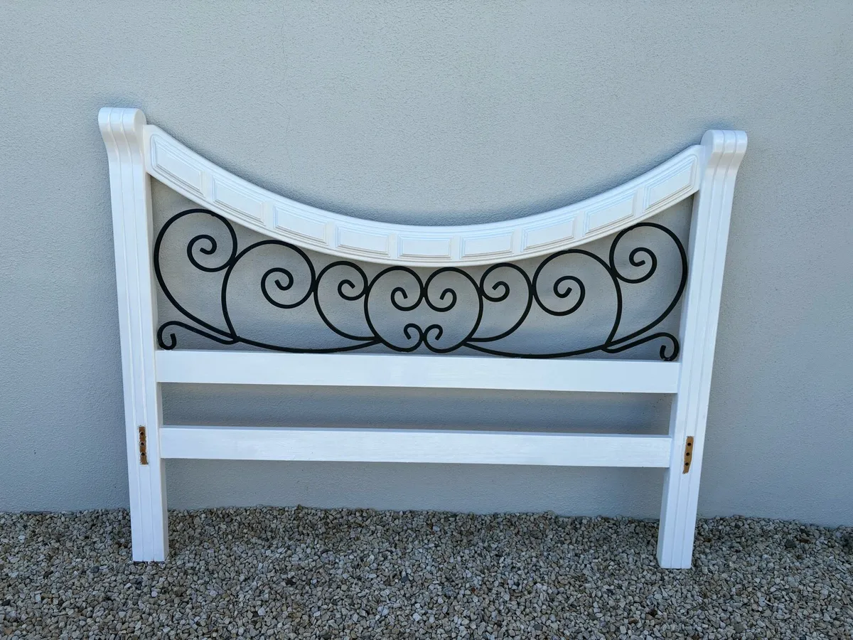 Double wrought iron bed - Image 3