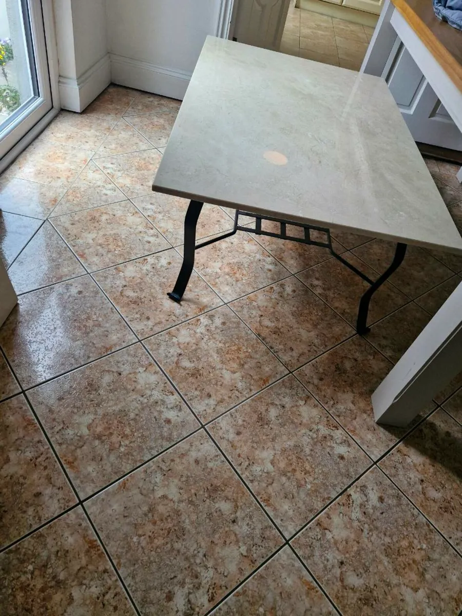 Marble Table - Image 2