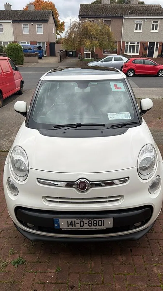 2014 Fiat 500L - Image 1