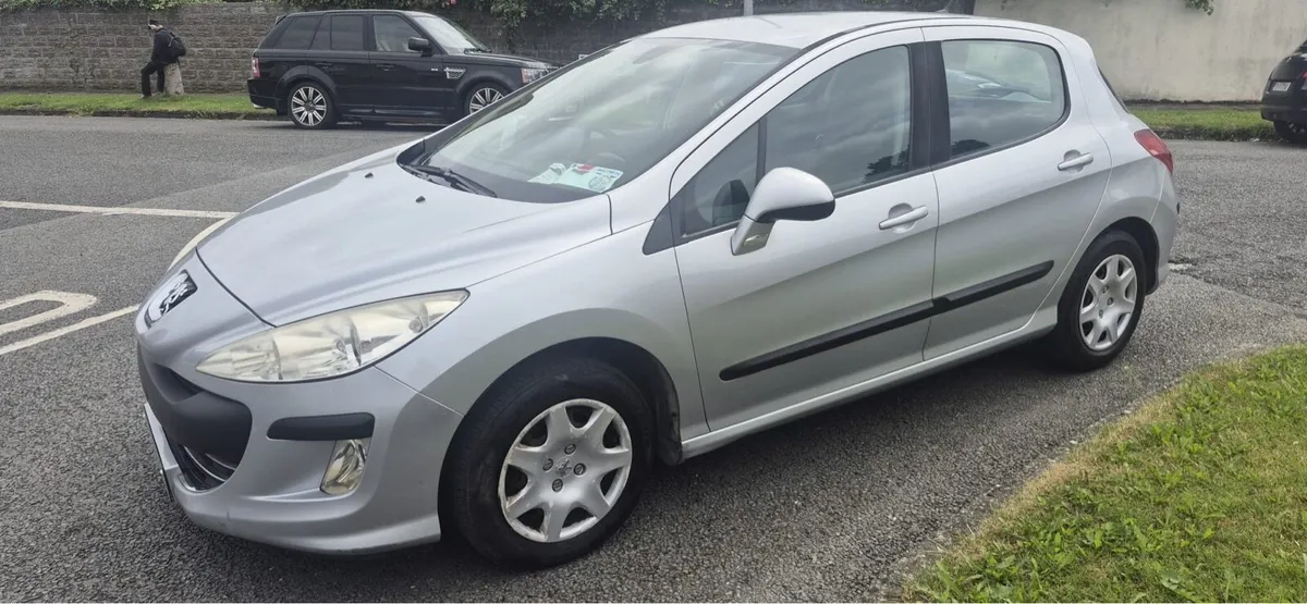 10 Peugeot 308 New NCT 05/26 - Image 3