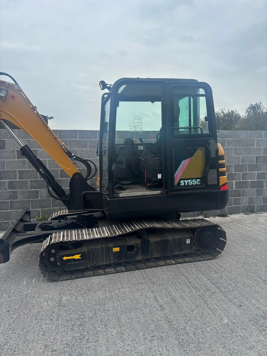 2018 sany 5.5 ton digger for sale - Image 2