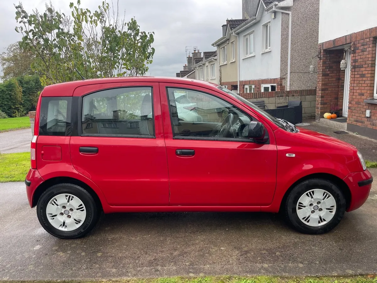 10 FIAT PANDA 1.1 PETROL NCT & TAX - Image 3