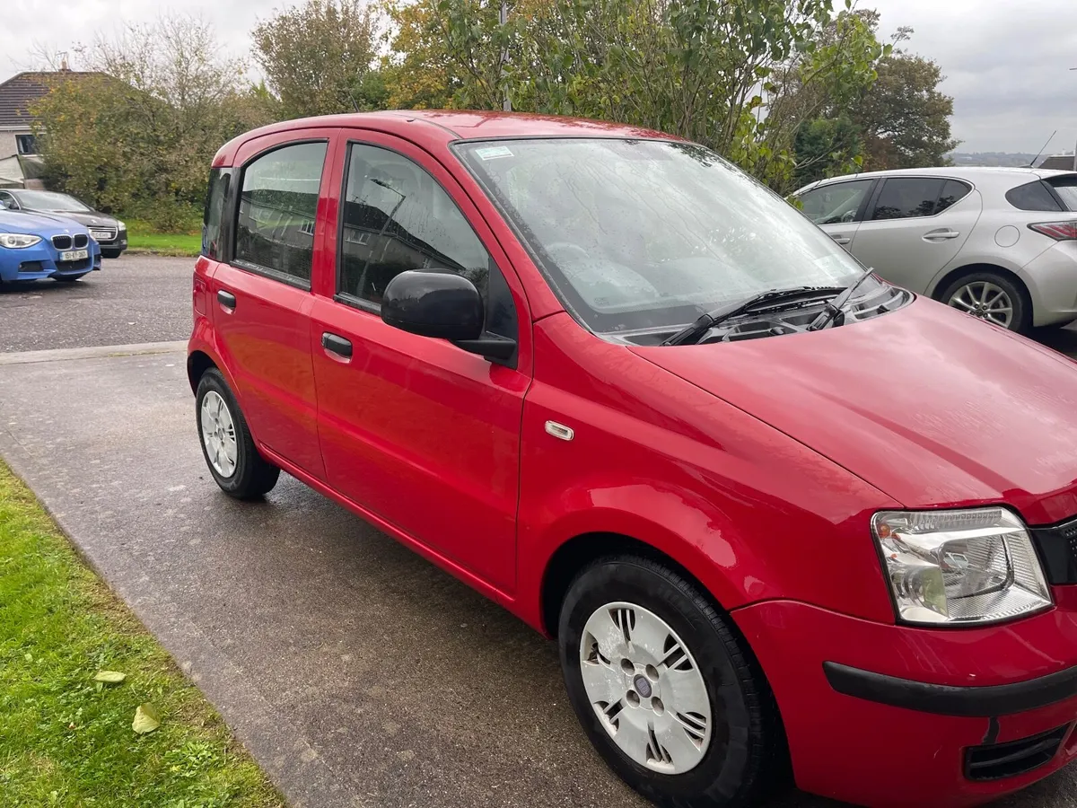 10 FIAT PANDA 1.1 PETROL NCT & TAX - Image 2