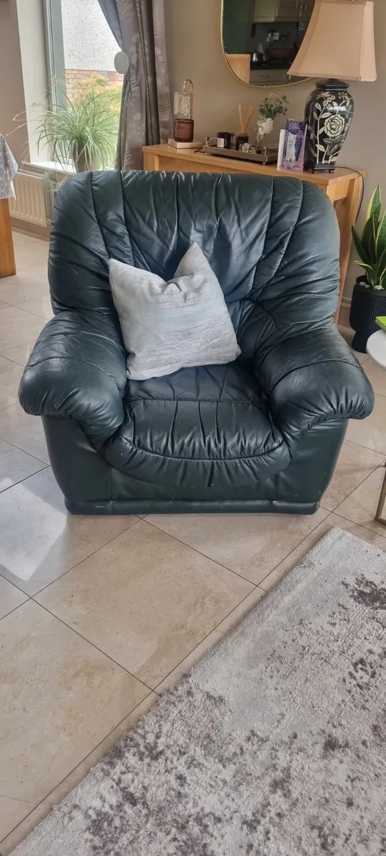 Couch - Image 1