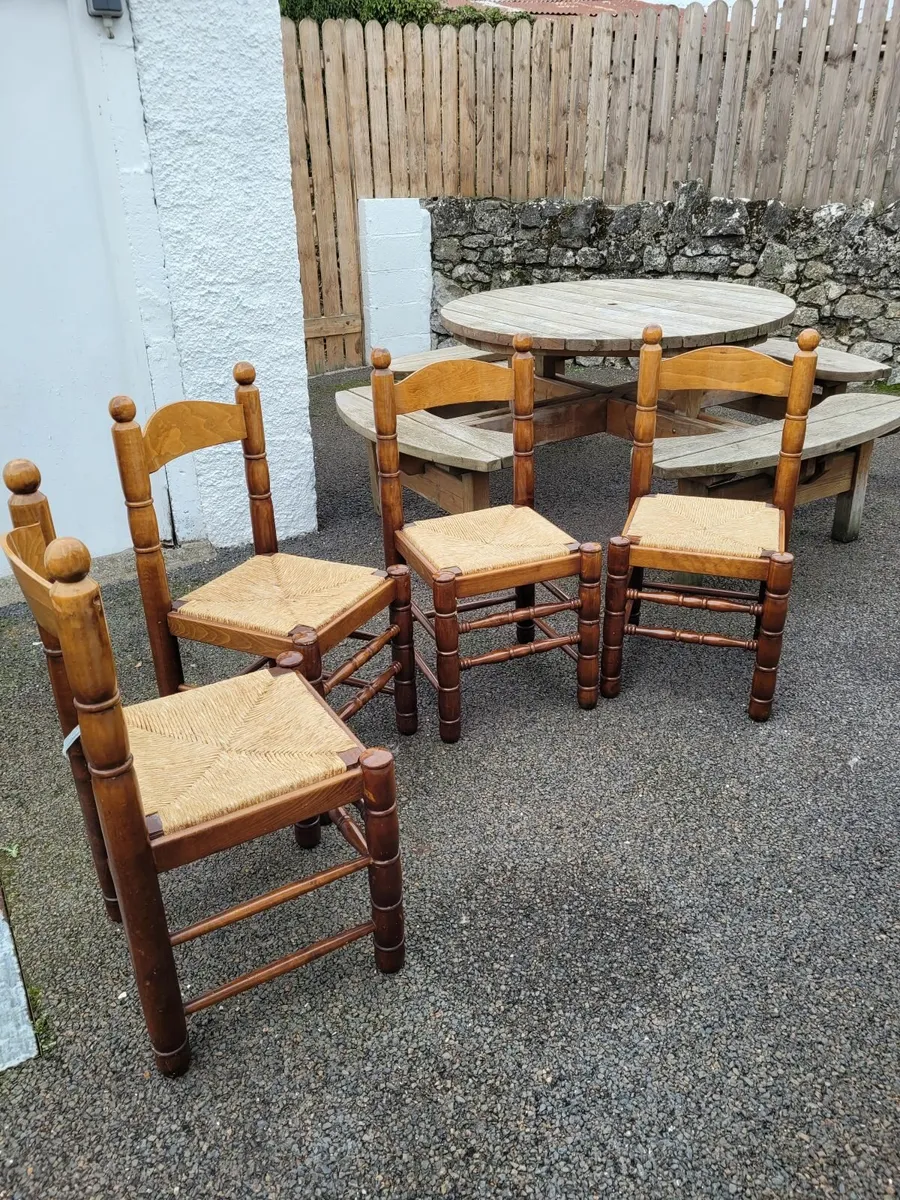 Dining room chairs - Image 1