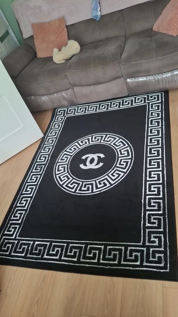 Coco Chanel rug and runner - Image 1