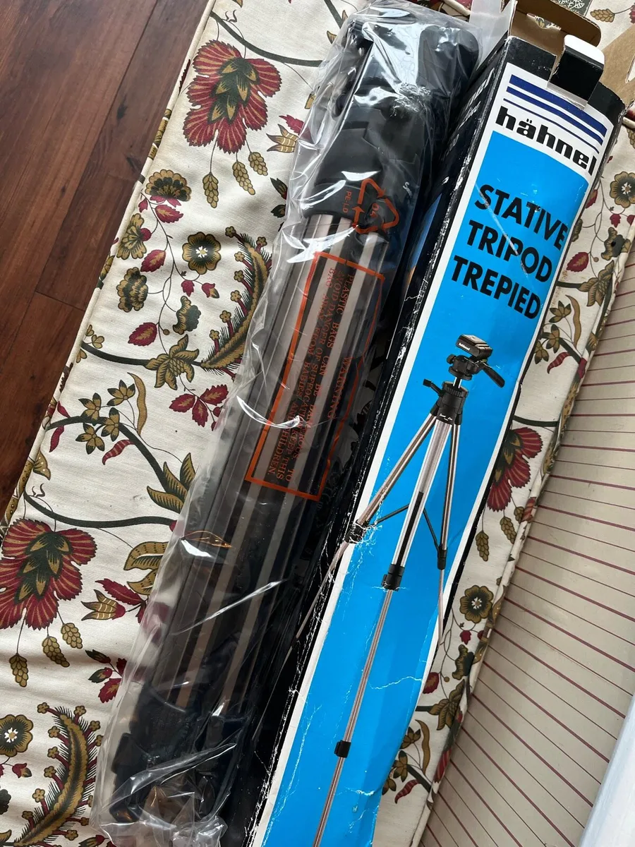 Tripod stand - Image 2