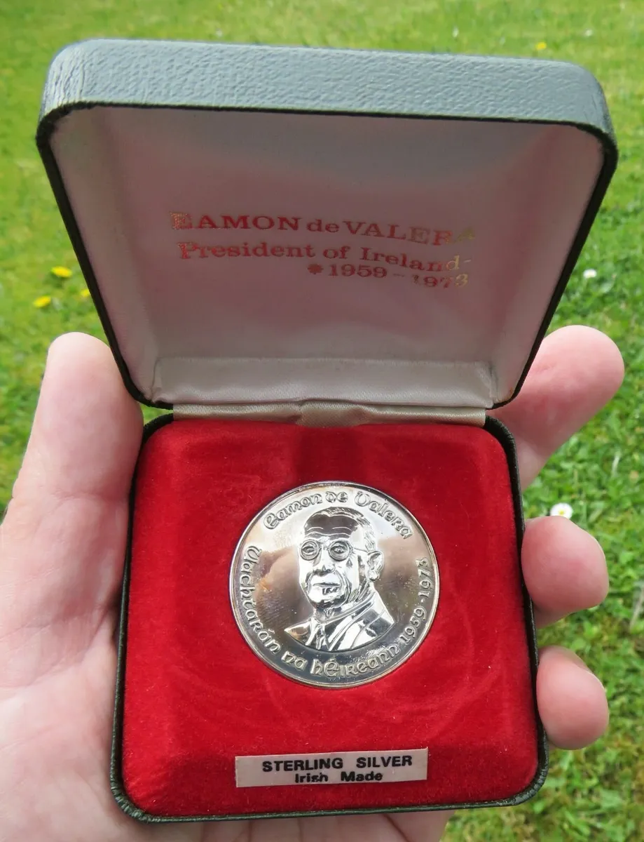 Rare set of Irish Gold and Silver Eamon De Valera - Image 2