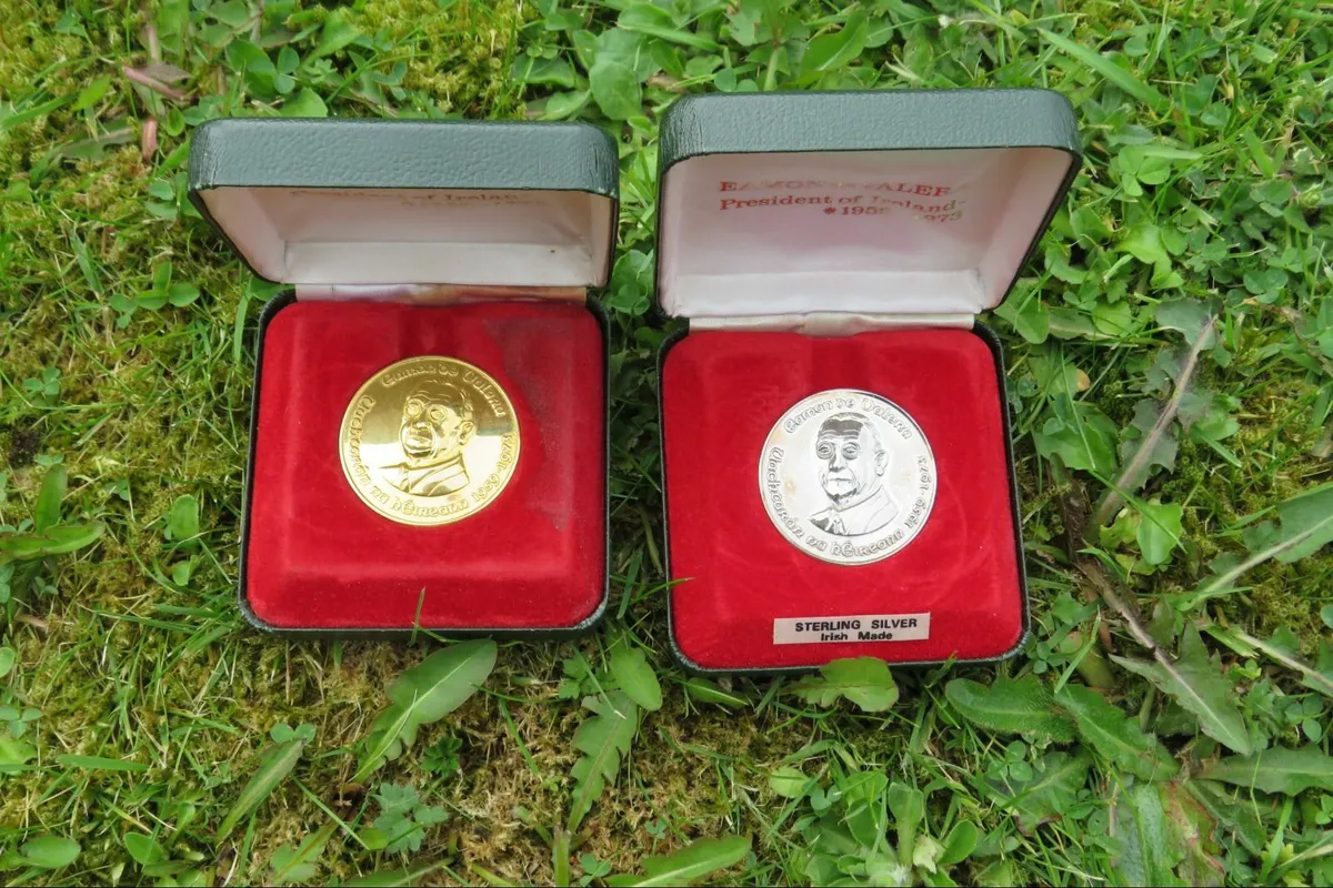 Rare set of Irish Gold and Silver Eamon De Valera - Image 1