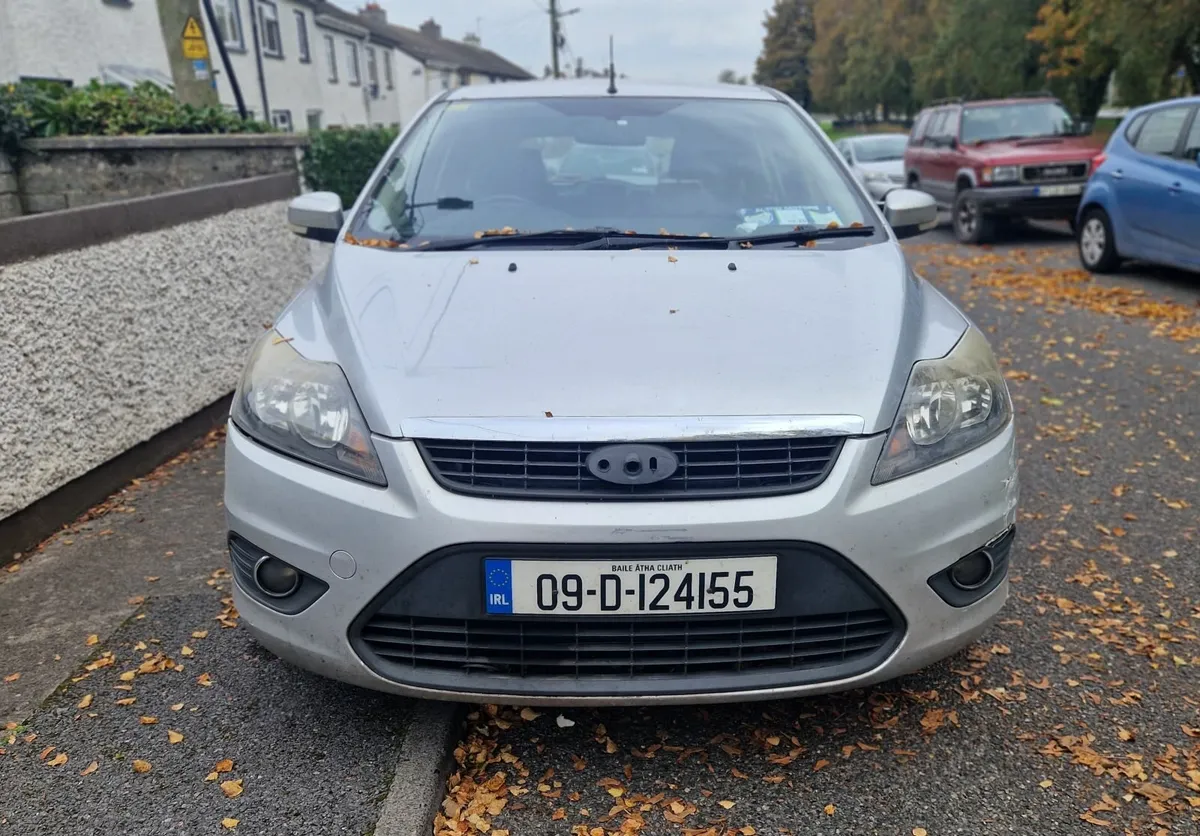 Ford Focus 2009 - Image 2