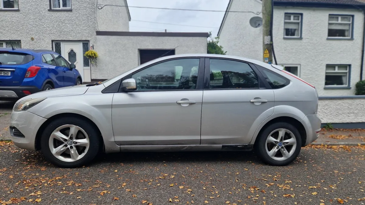 Ford Focus 2009 - Image 3