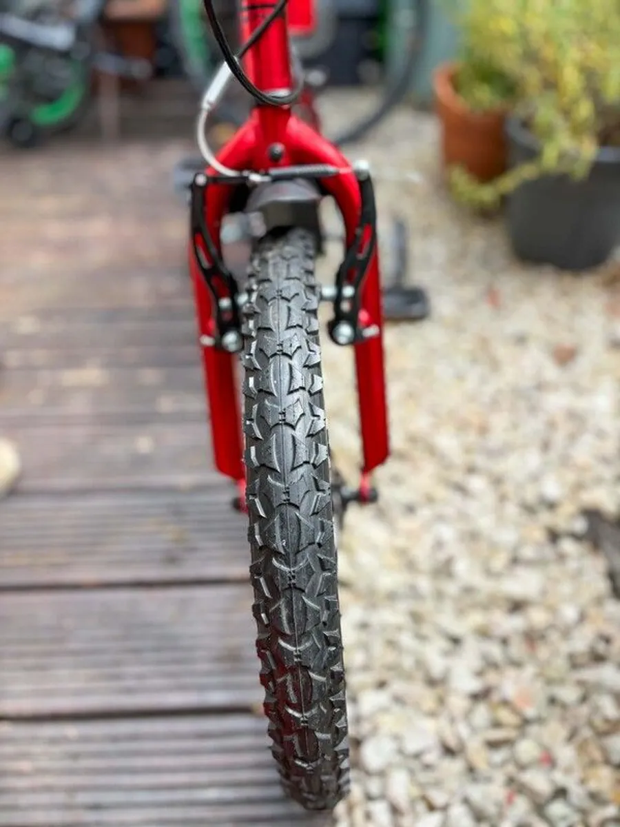 Apollo Outrage Kids Bike - 18" Wheel - Excellent Condition - Image 4