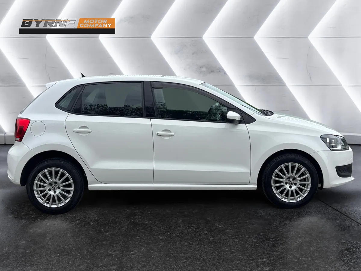 VOLKSWAGEN POLO 1.2 TSI AUTO 2012 - Image 2