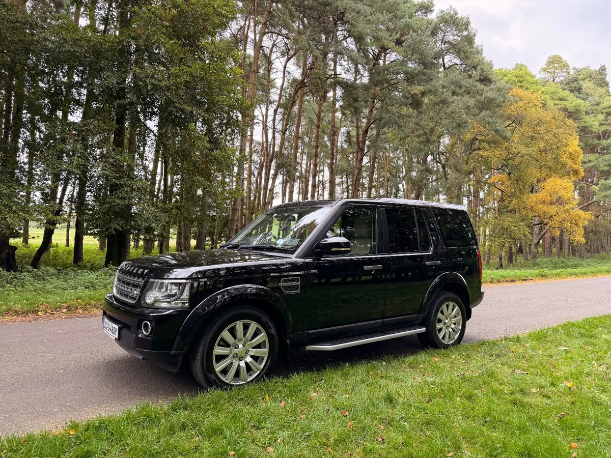 Land Rover Discovery 2015 5 Seater - Image 3