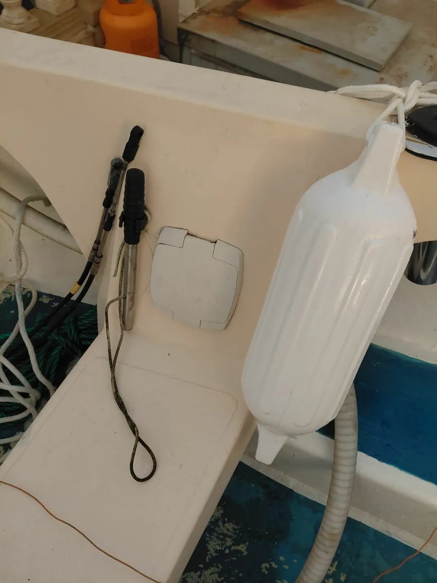 Boat - Image 4