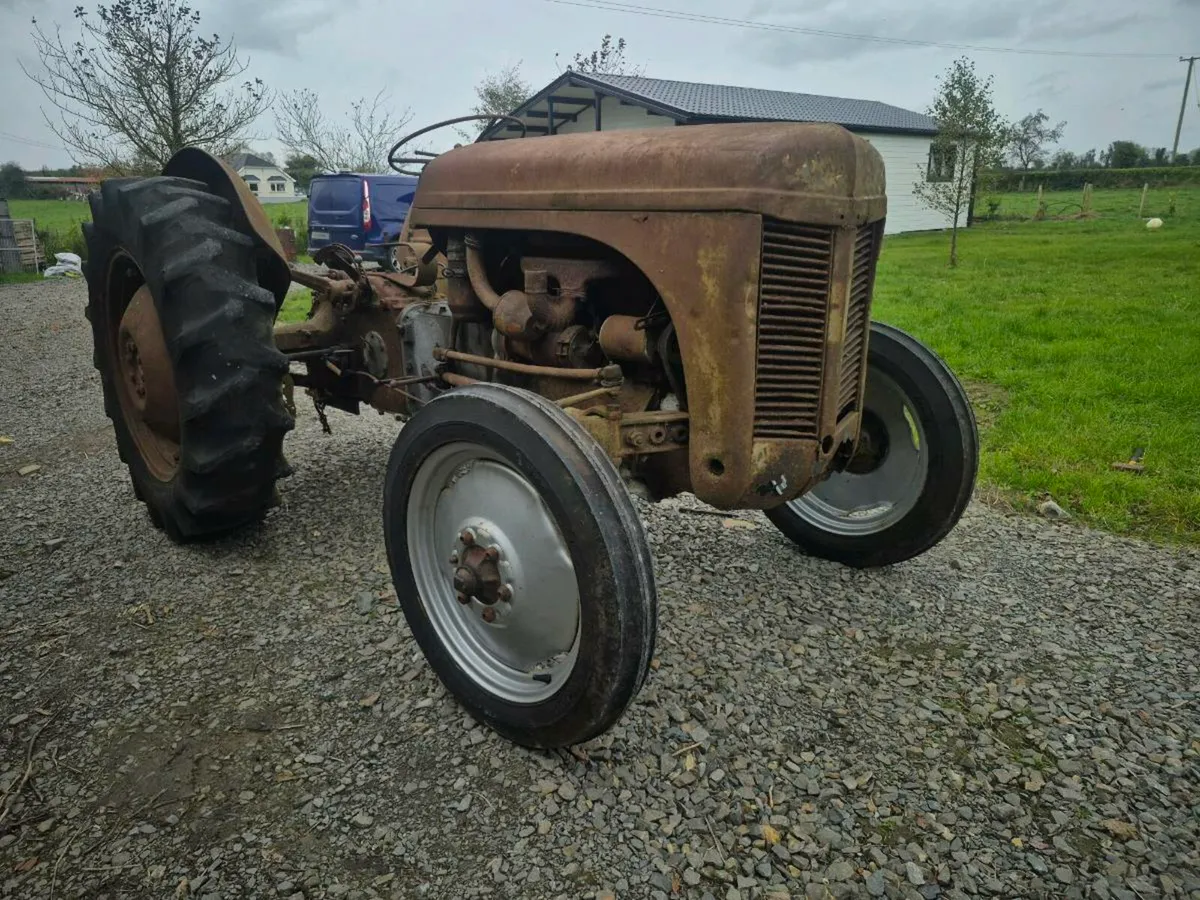 Ferguson 20 diesel brown book - Image 2