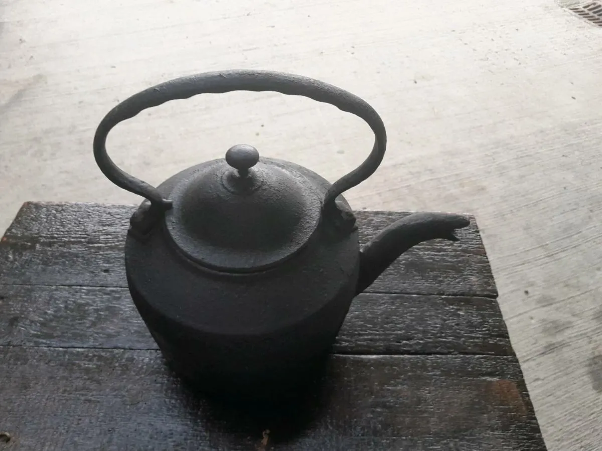 Kettle - Image 1