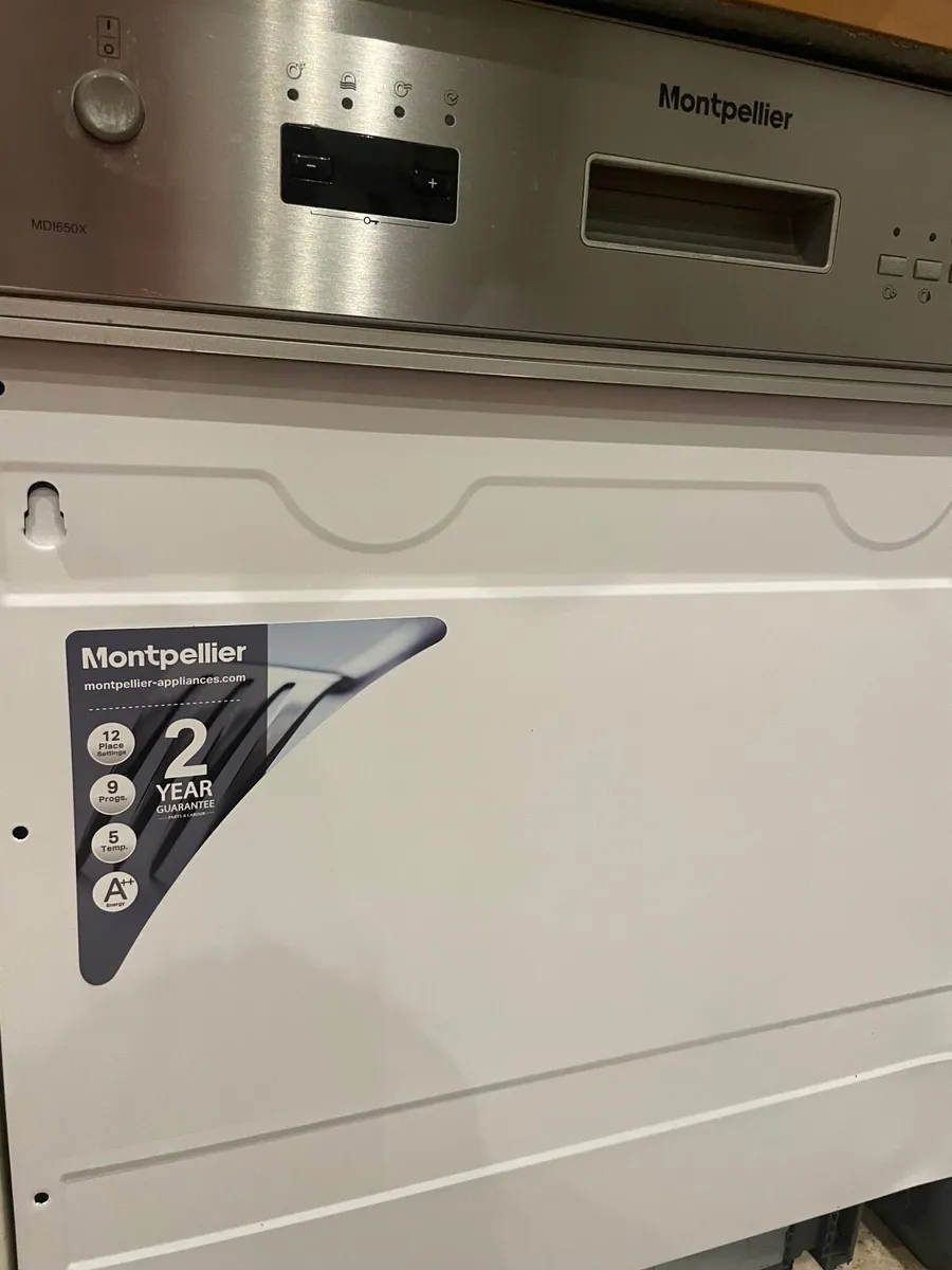 QUICK SALE:Semi-Integrated Montpellier Dishwasher - Image 2