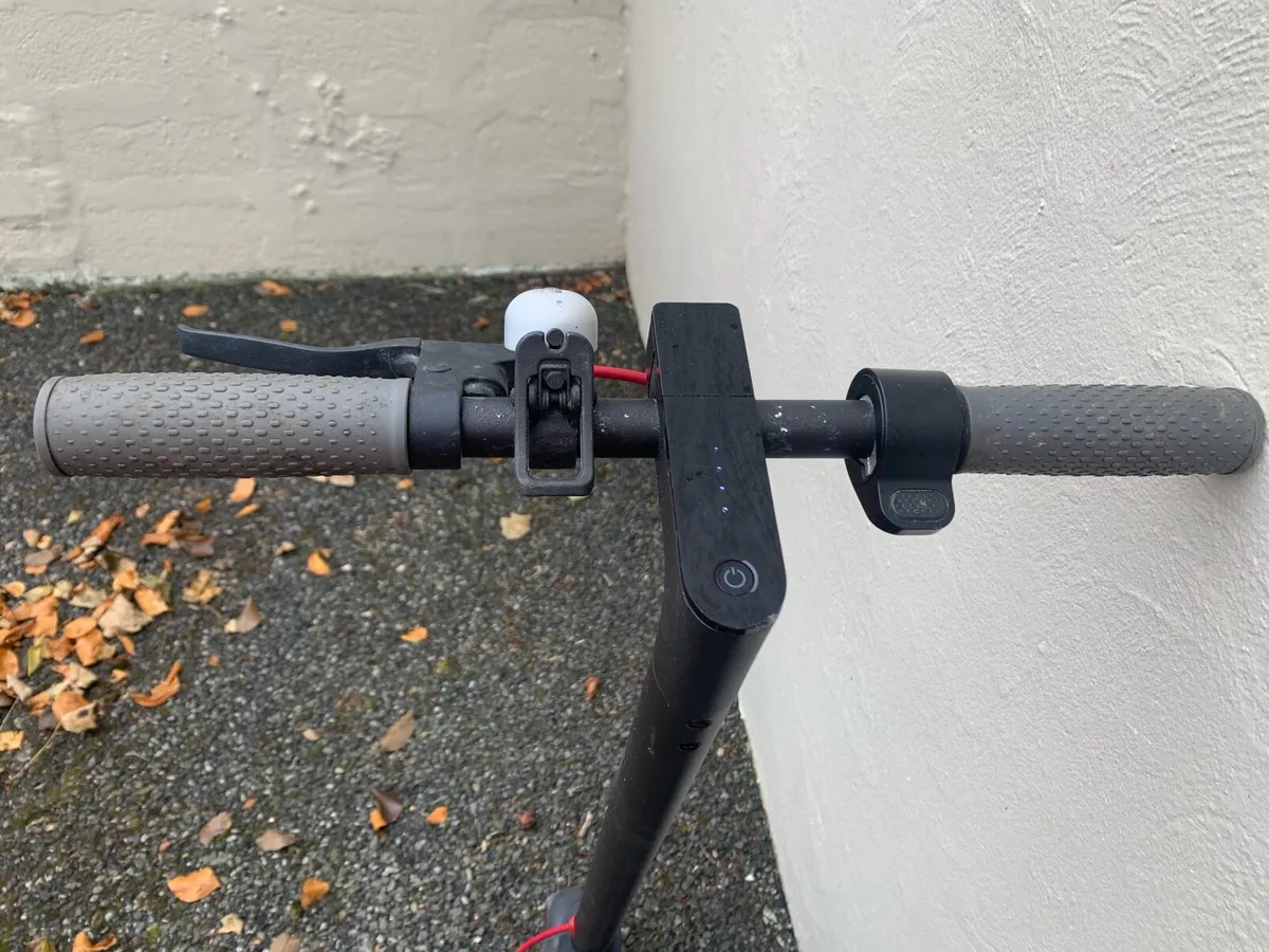 Ninebot /Xiaomi M365 Electric Scooter - Image 3
