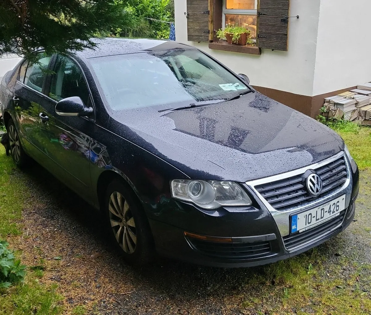 Volkswagen Passat 2010 1.6 TDI - Image 1