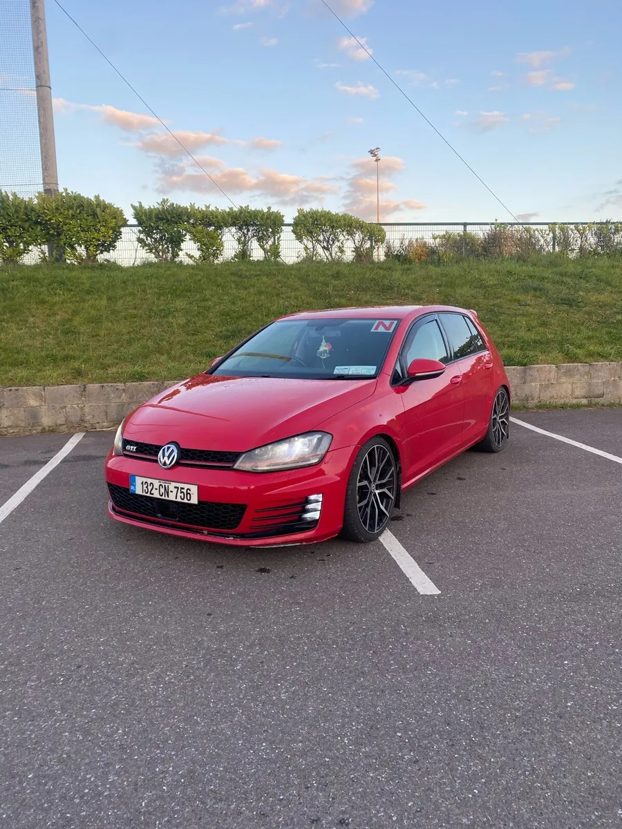Car - Image 1