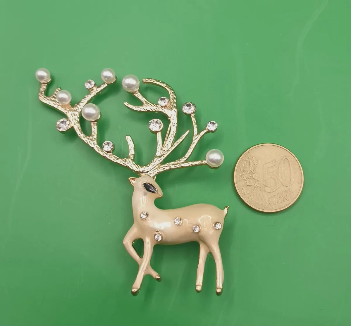 Reindeer brooch, D18 post 3e - Image 3