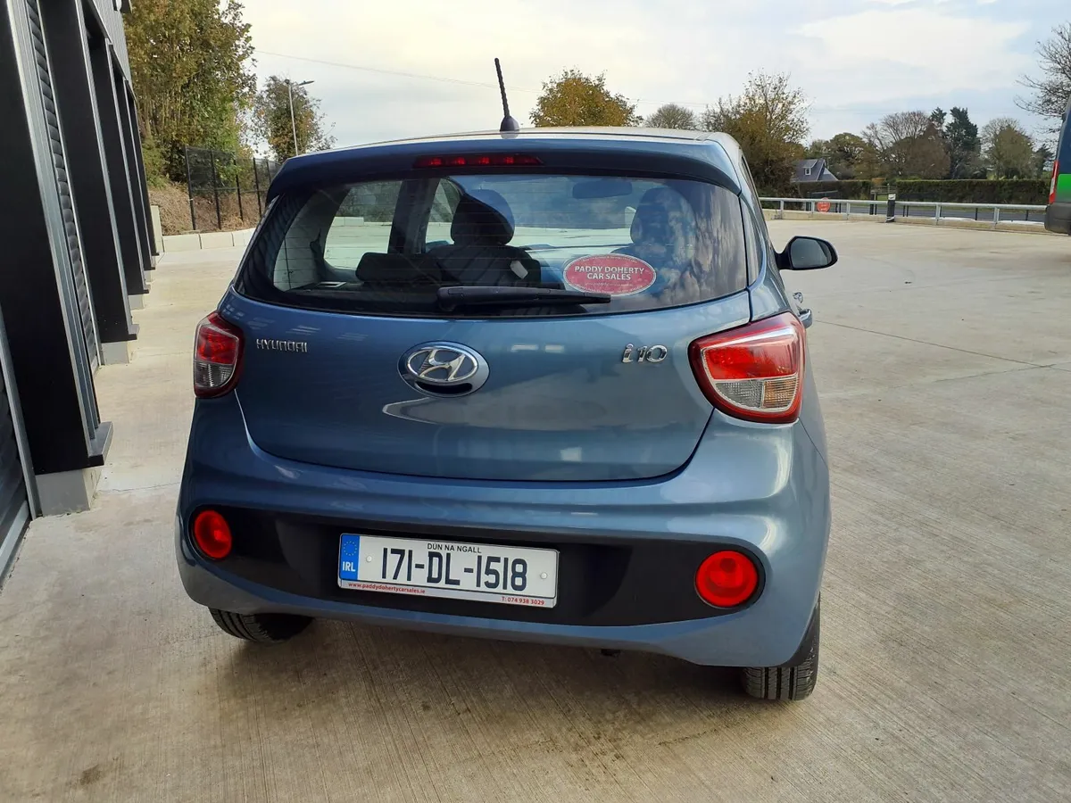 2017 Hyundai  i10 Deluxe - Image 2