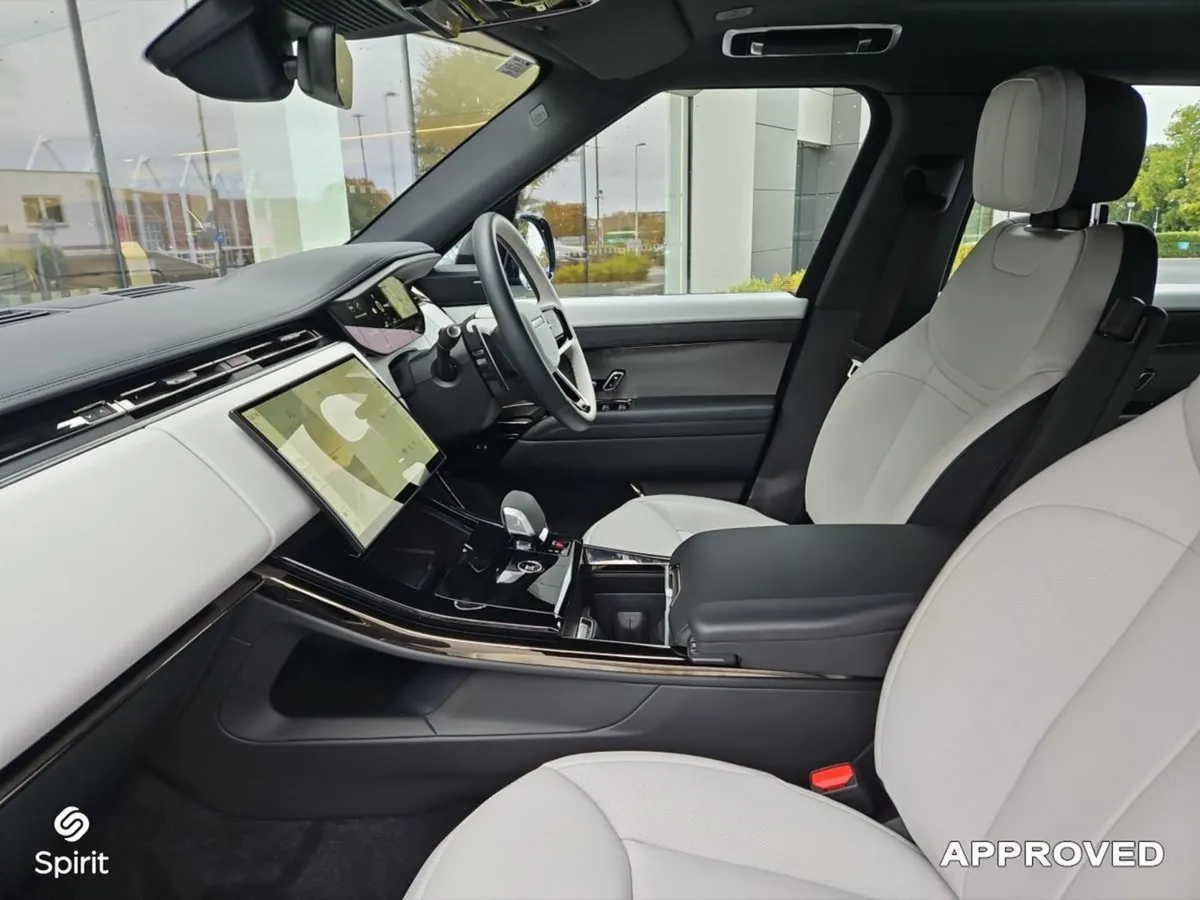 Land Rover Range Rover Sport 3.0 Phev SE Dynamic - Image 4