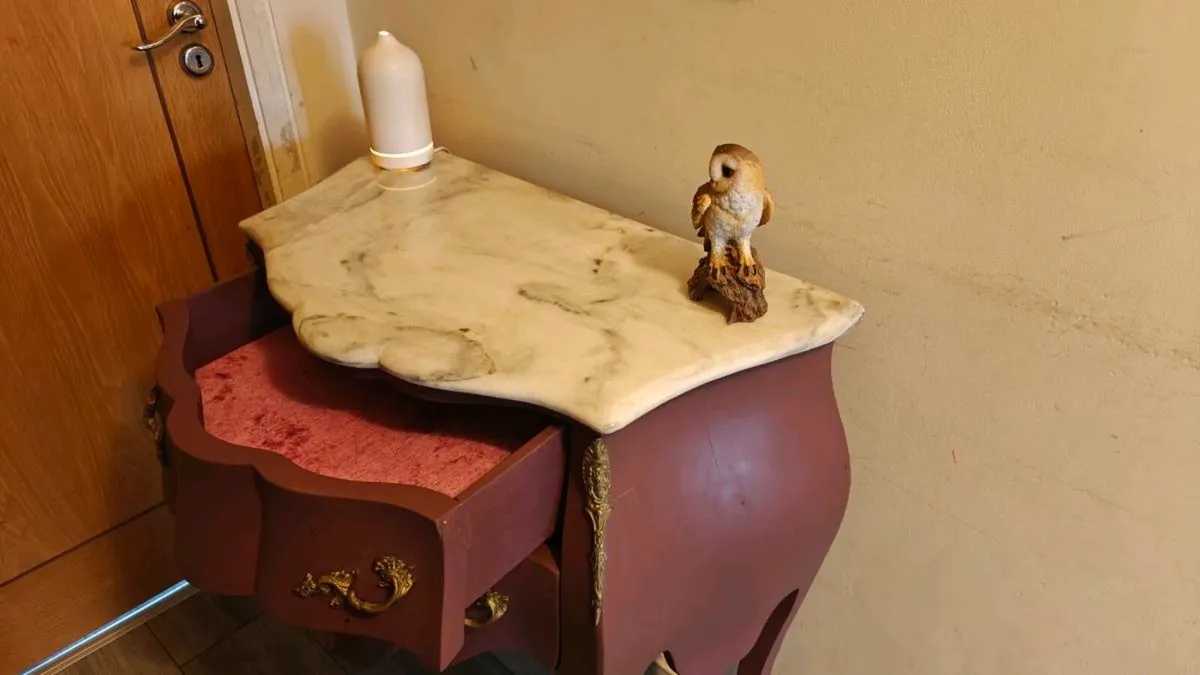Chest of drawers - Image 2