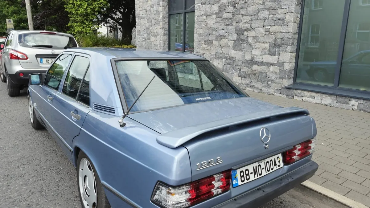 Mercedes-Benz Other 1988 - Image 1
