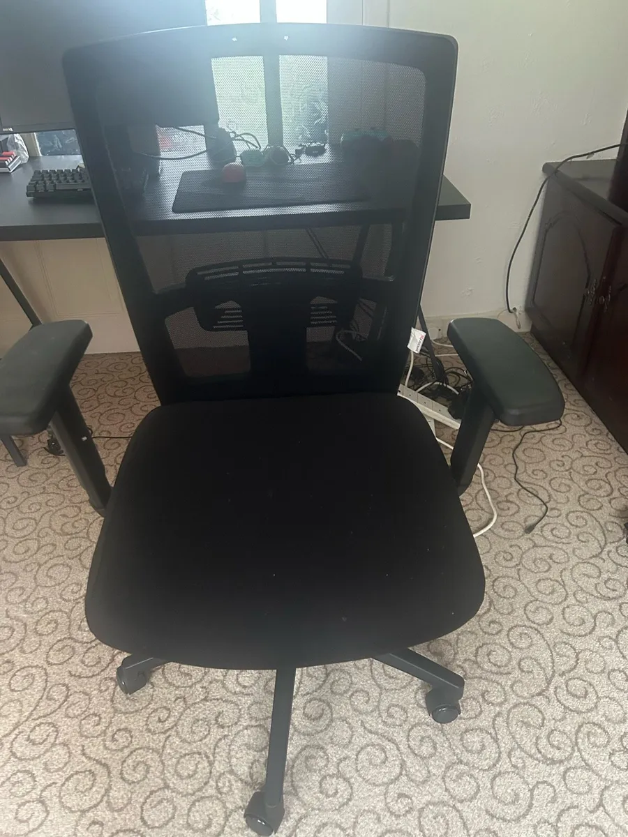 Office chair - Image 2