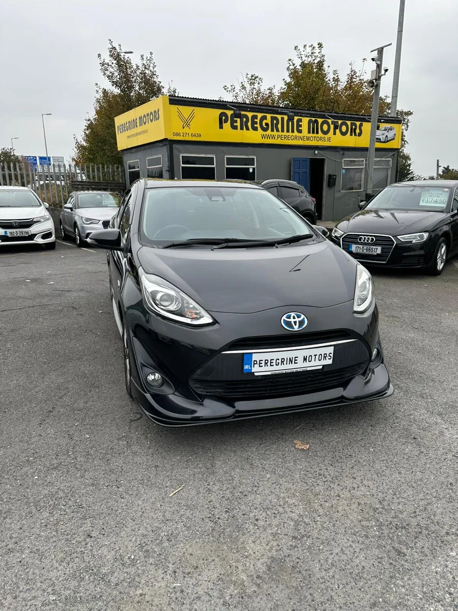 TOYOTA AQUA G SPECS - Image 1