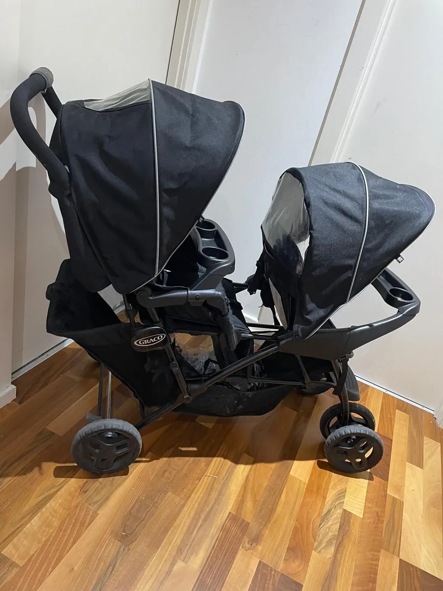 Graco Stadium Duo Tandem Double Pushchair - Image 1