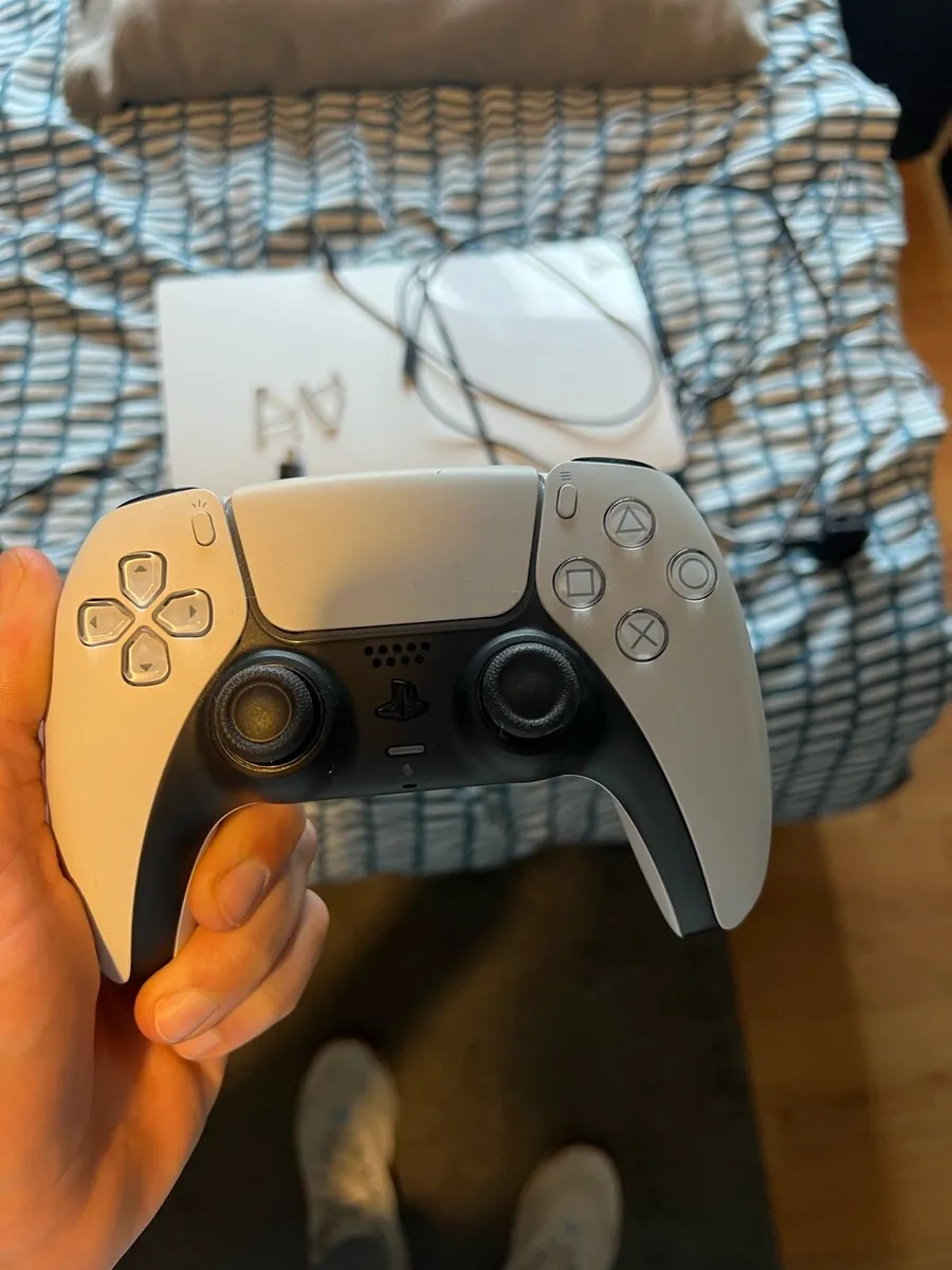 PlayStation 5 - Image 3