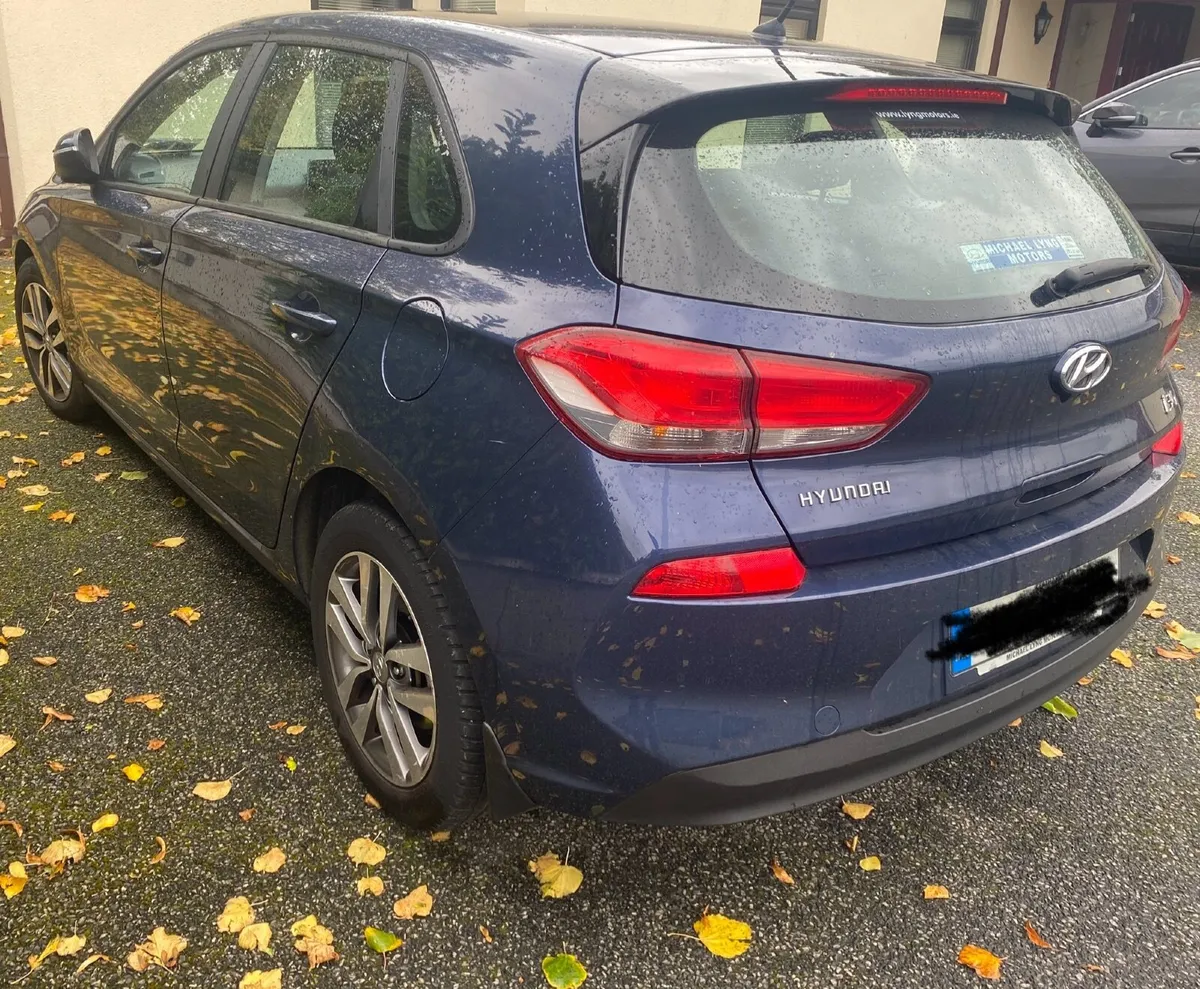 Hyundai i30 2017 - Image 2