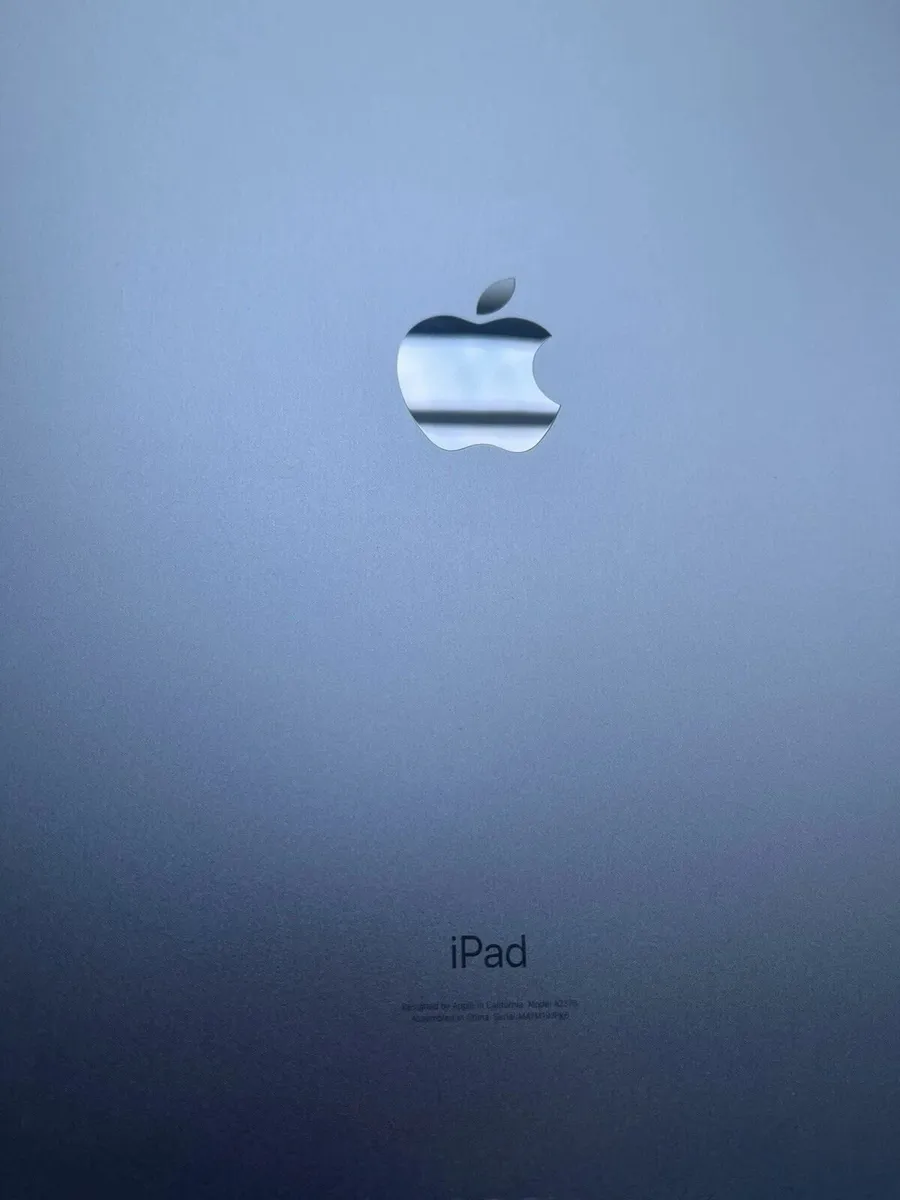 Apple iPad Pro 5th Gen 256GB - Image 3