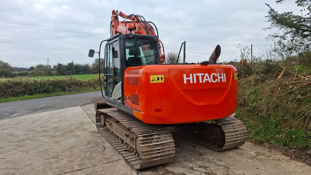 2015 Hitachi 130.5 - Image 2