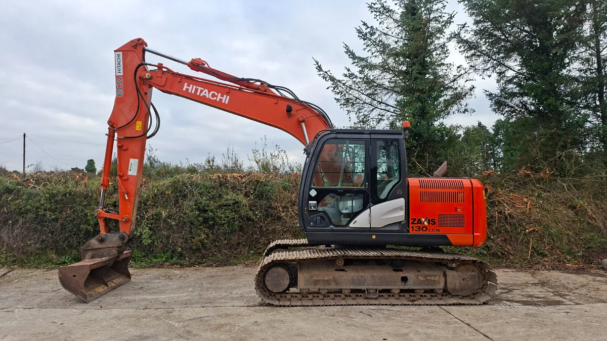 2015 Hitachi 130.5 - Image 1